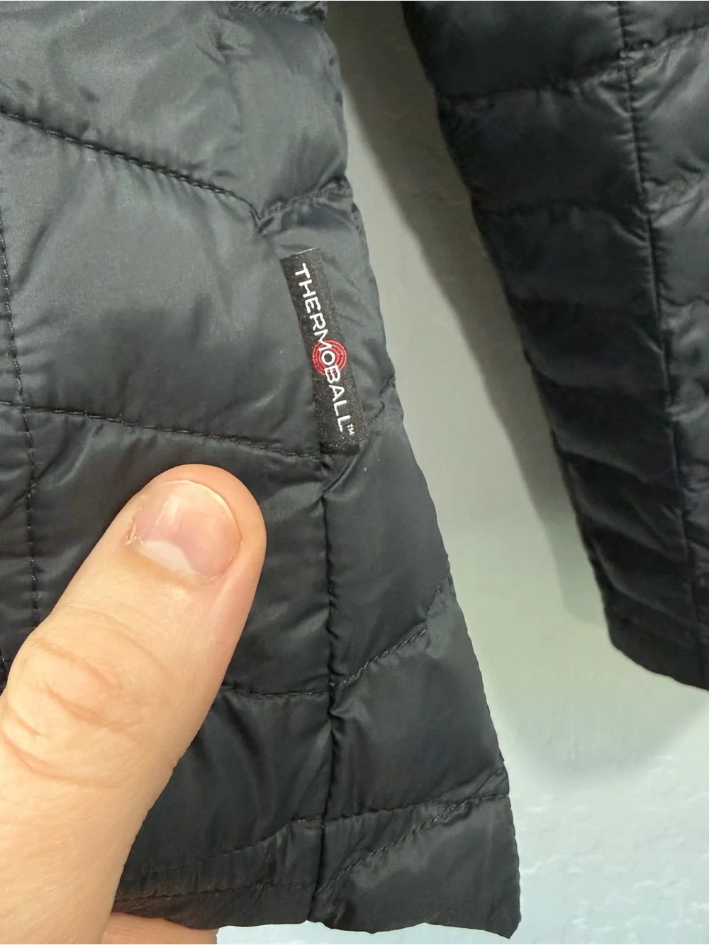 The North Face NWOT Mens Thermoball Full Zip Size L